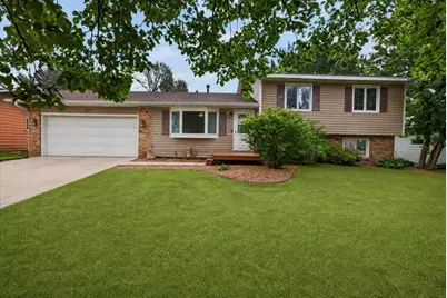 2575 Lamada Place, Owatonna, MN 55060 - Photo 2