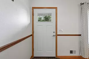 3860 2 1/2 Street NE, Columbia Heights, MN 55421 - Photo 6