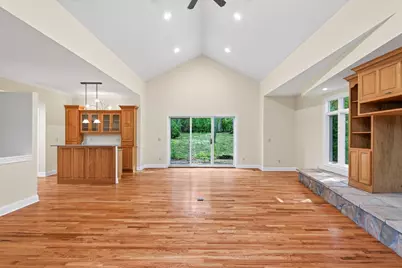 9848 Oak Shore Drive, Lakeville, MN 55044 - Photo 12