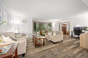 14880 Ironwood Ct, Eden Prairie, MN 55346 - Photo 4