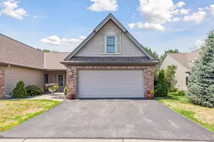 1911 Stone Crk, Hudson, WI 54016 - Photo 2