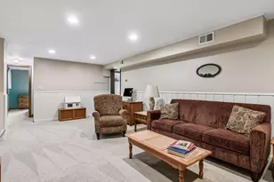 1938 Midland Hills Rd, Roseville, MN 55113 - Photo 20