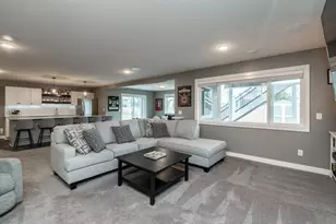 9637 W Wind Cir, Woodbury, MN 55129 - Photo 42