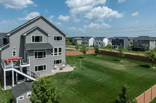 9637 W Wind Cir, Woodbury, MN 55129 - Photo 6