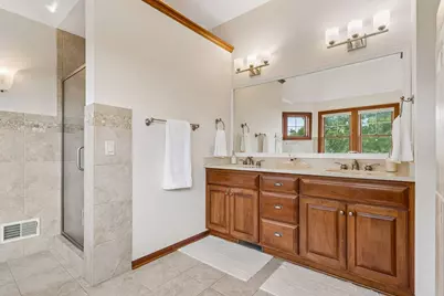10921 Bentwater Lane, Woodbury, MN 55129 - Photo 40