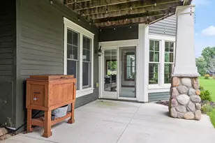 10921 Bent Water Ln, Woodbury, MN 55129 - Photo 66