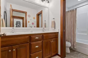 10921 Bent Water Ln, Woodbury, MN 55129 - Photo 48