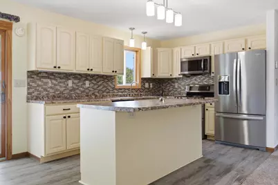 2622 29th Avenue S, Moorhead, MN 56560 - Photo 8