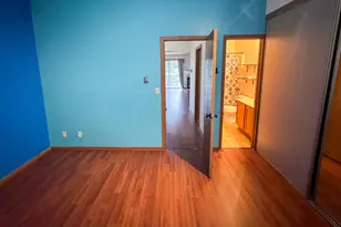 17562 Pond Cir, Eden Prairie, MN 55346 - Photo 4