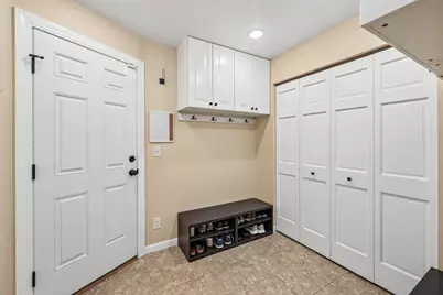 6360 Forest Circle, Chanhassen, MN 55331 - Photo 22