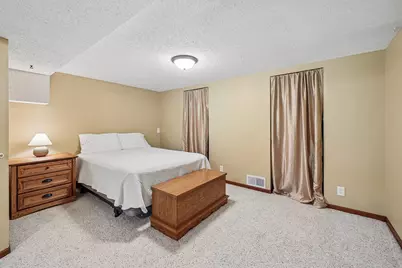 6360 Forest Circle, Chanhassen, MN 55331 - Photo 34