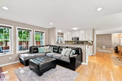 8 6th Avenue NE, Osseo, MN 55369 - Photo 6