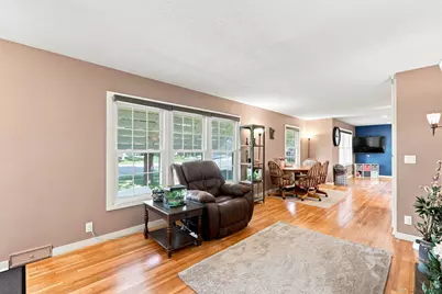 8 6th Avenue NE, Osseo, MN 55369 - Photo 18