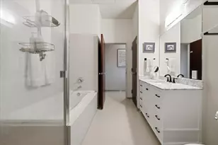 5601 Smetana Dr, Minnetonka, MN 55343 - Photo 14