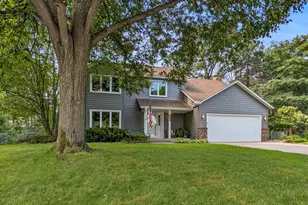 13655 Henna Ct, Apple Valley, MN 55124 - Photo 52