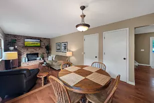13655 Henna Ct, Apple Valley, MN 55124 - Photo 6