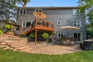 13655 Henna Ct, Apple Valley, MN 55124 - Photo 2