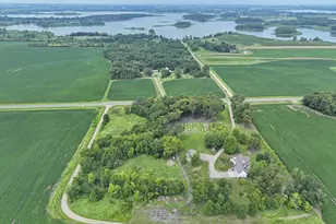 23015 230th St, Hutchinson, MN 55350 - Photo 2