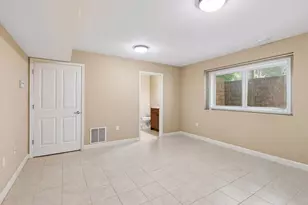 1401 Franklin Ave SE, Minneapolis, MN 55414 - Photo 28