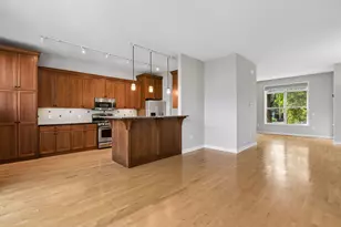 1401 Franklin Ave SE, Minneapolis, MN 55414 - Photo 6