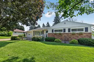 1415 Linn Ave, Owatonna, MN 55060 - Photo 2
