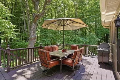 1021 Wildwood Way, Chaska, MN 55318 - Photo 44