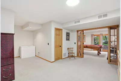1021 Wildwood Way, Chaska, MN 55318 - Photo 36