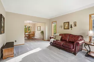 1021 Wildwood Way, Chaska, MN 55318 - Photo 20
