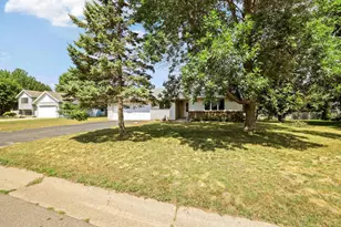 6168 Cougar Trail, North Branch, MN 55056 - Photo 2