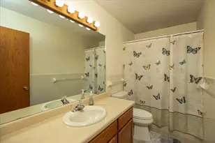 619 Chalet Dr NW, Rochester, MN 55901 - Photo 20