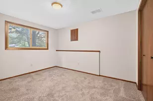 9774 Dorset Ln, Eden Prairie, MN 55347 - Photo 22