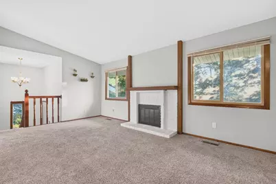9774 Dorset Lane, Eden Prairie, MN 55347 - Photo 10