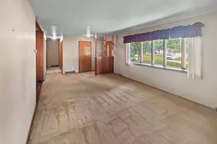 2420 34th St, Slayton, MN 56172 - Photo 6