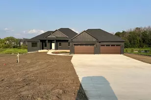 19739 Tayjules Wy, Jordan, MN 55352 - Photo 2