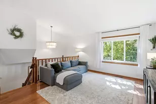 14202 Towers Ln, Eden Prairie, MN 55347 - Photo 6