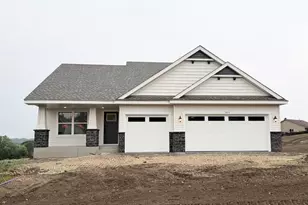 1817 Lincoln Ave, Saint Paul Park, MN 55016 - Photo 1