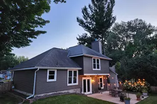 8607 Shiloh Ct, Eden Prairie, MN 55347 - Photo 36