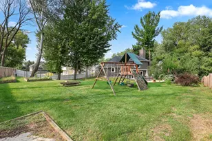 8607 Shiloh Ct, Eden Prairie, MN 55347 - Photo 34