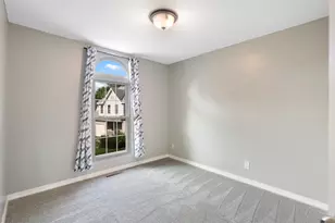 8607 Shiloh Ct, Eden Prairie, MN 55347 - Photo 22