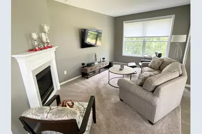 2201 7th Street NW #C, Austin, MN 55912 - Photo 2
