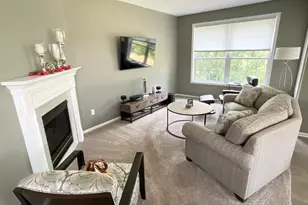 2201 7th St NW, Austin, MN 55912 - Photo 2