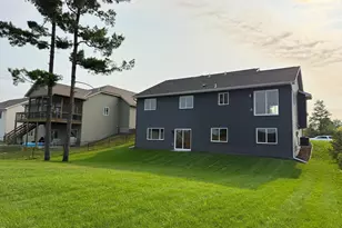 6073 Fuller Cir, Wyoming, MN 55092 - Photo 22