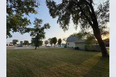 1706 N 4th Avenue, Moorhead, MN 56560 - Photo 18