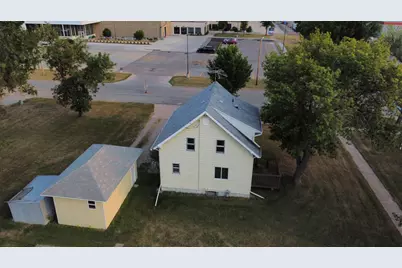 1706 N 4th Avenue, Moorhead, MN 56560 - Photo 16