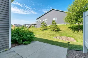 5581 Yucca Ln N, Plymouth, MN 55446 - Photo 26