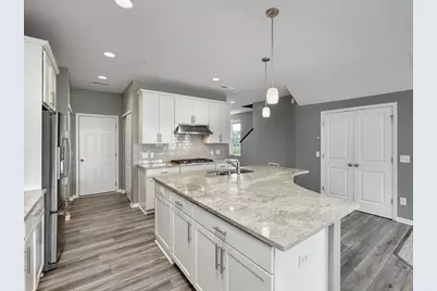 5581 Yucca Lane N, Plymouth, MN 55446 - Photo 10