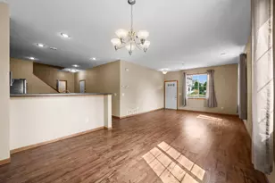 4709 Blaylock Way, Inver Grove Heights, MN 55076 - Photo 14
