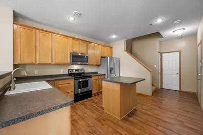 4709 Blaylock Way #2804, Inver Grove Heights, MN 55076 - Photo 16