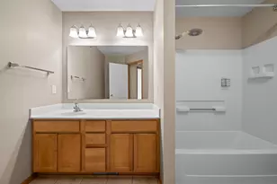 4709 Blaylock Way, Inver Grove Heights, MN 55076 - Photo 32