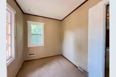 421 S 69th Avenue W, Duluth, MN 55807 - Photo 16